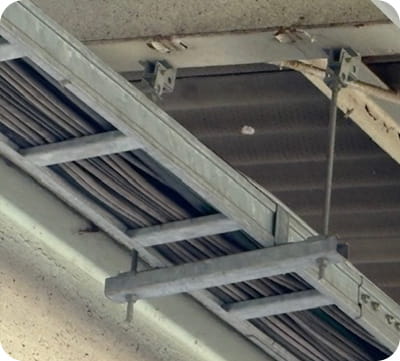 ケーブルラック